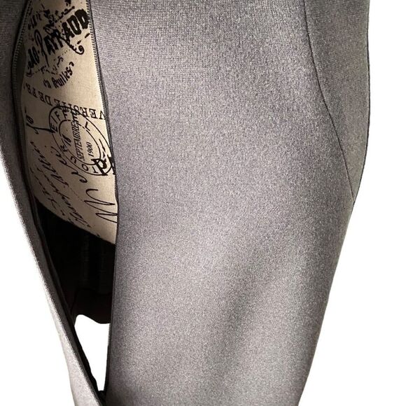 Vintage Rontini Work Dress V Open Neck Mini Dress in Size ***SEE MEASUREMENTS*** - Picture 6 of 9